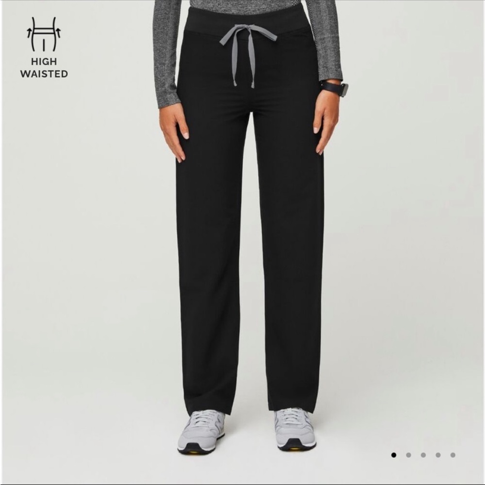 FIGS black high waisted scrub pants XS Tall